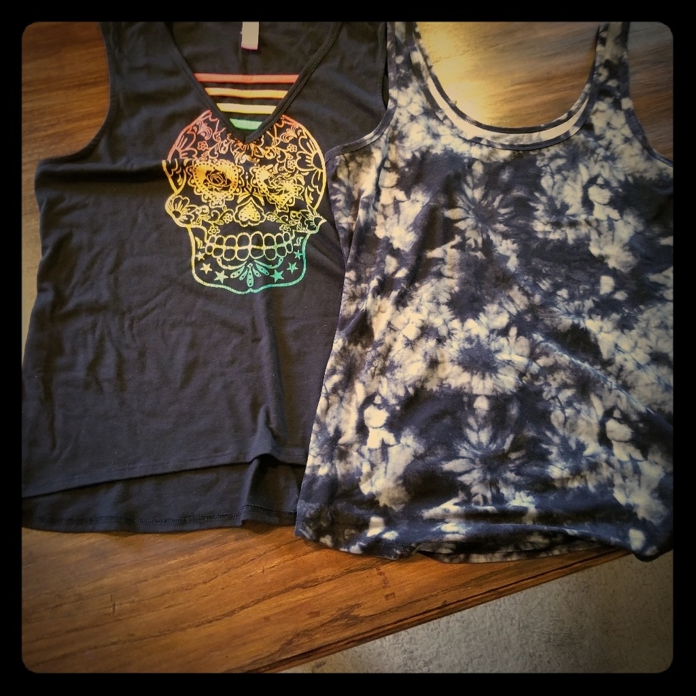 Two - Ladie's NOBO XXXL SleevelessShirts